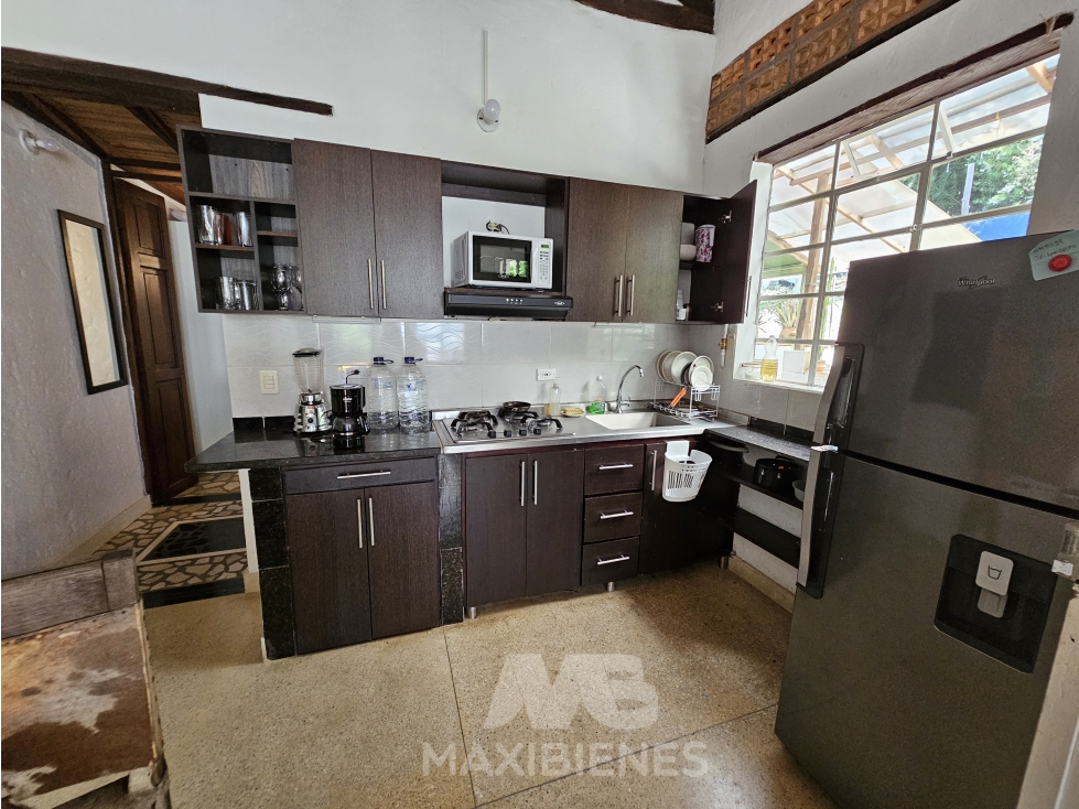 CASA CAMPESTRE PARA ARRIENDO UBICADO EN COPACABANA