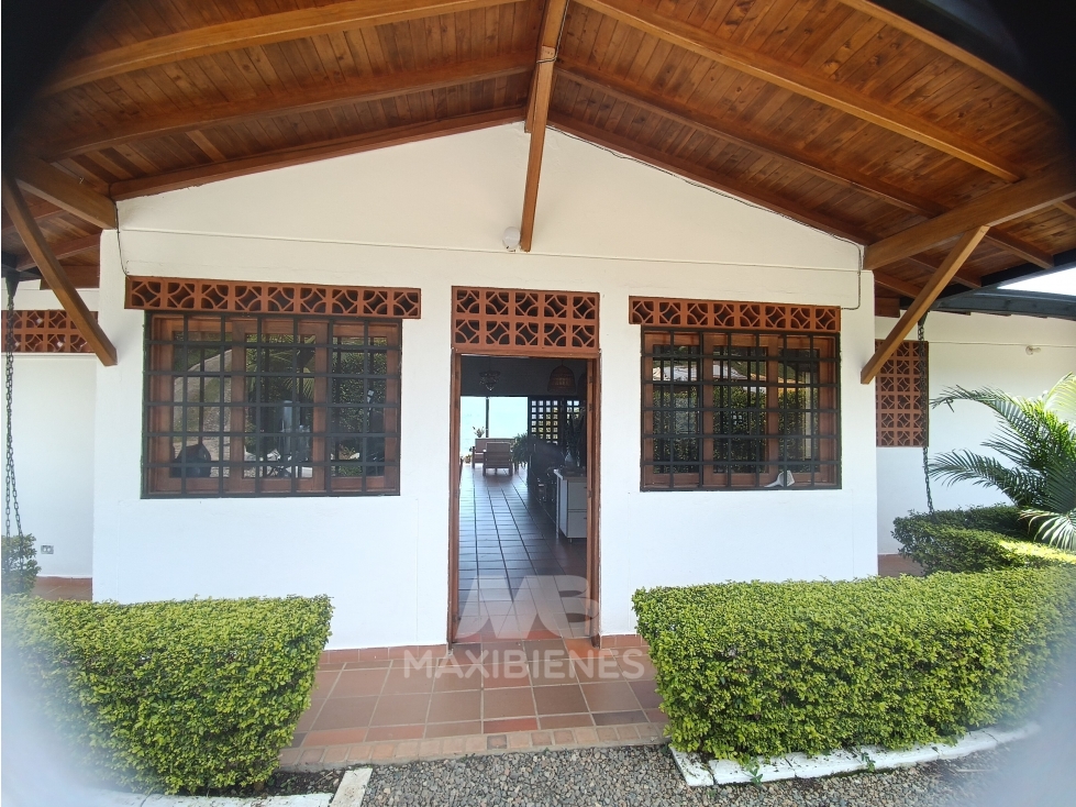 FINCA PARA LA VENTA UBICADA EN GIRARDOTA - 1