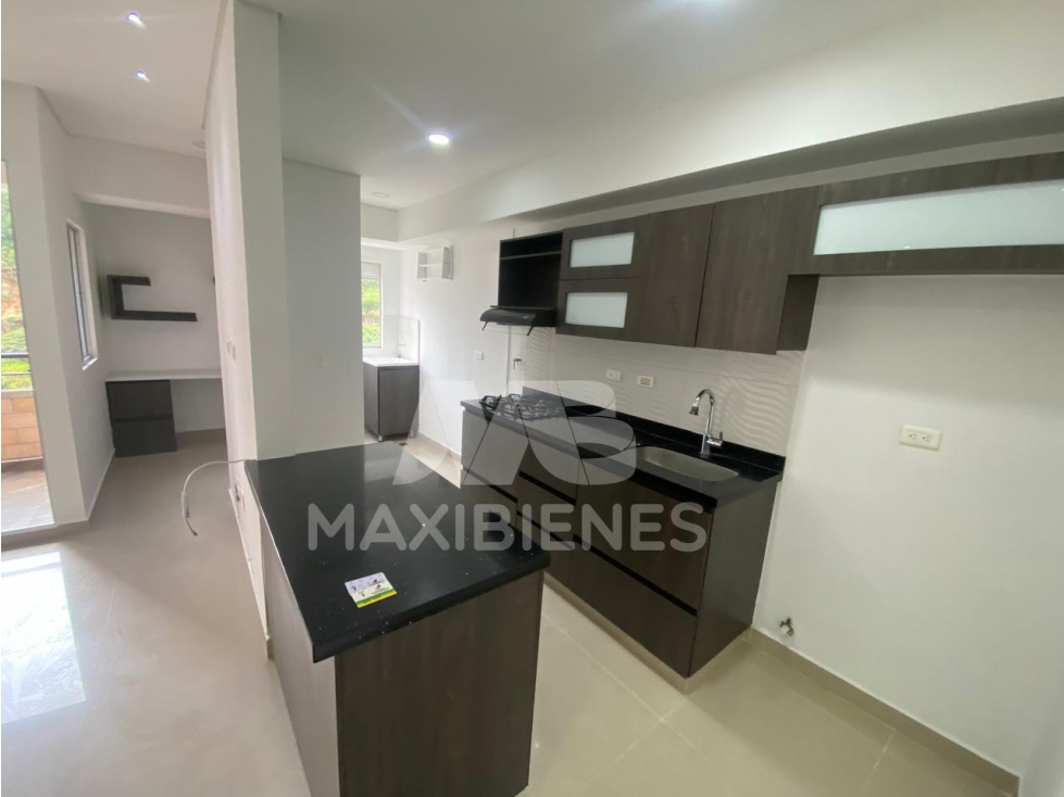 APARTAMENTO PARA ARRIENDO UBICADO EN BELLO — foto 2