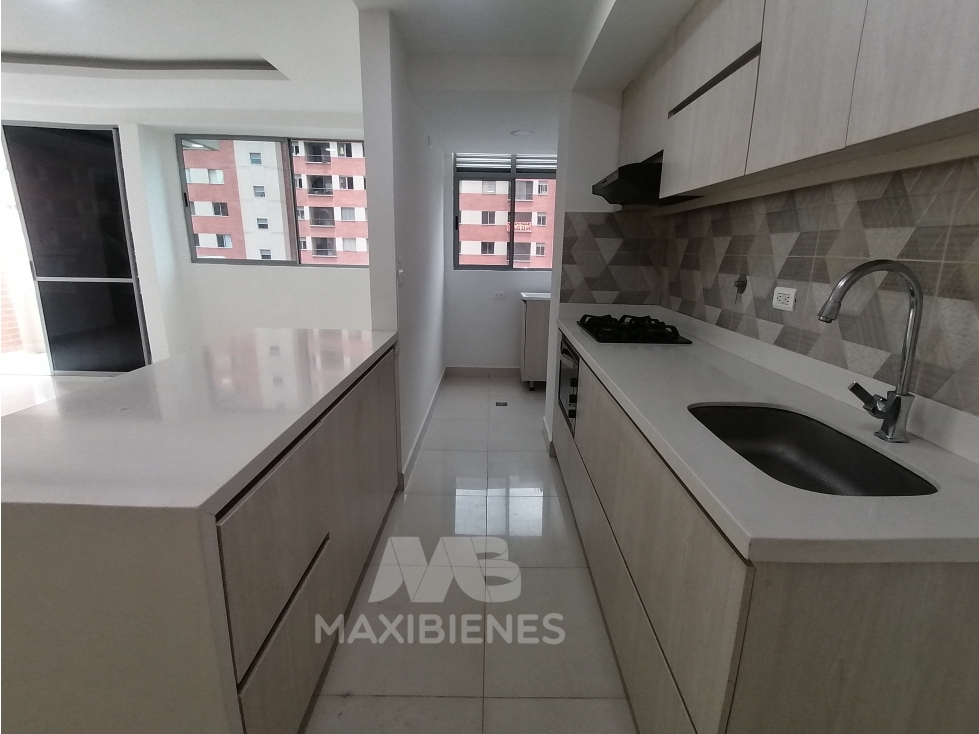 APARTAMENTO PARA ARRIENDO UBICADO EN BELLO — foto 4