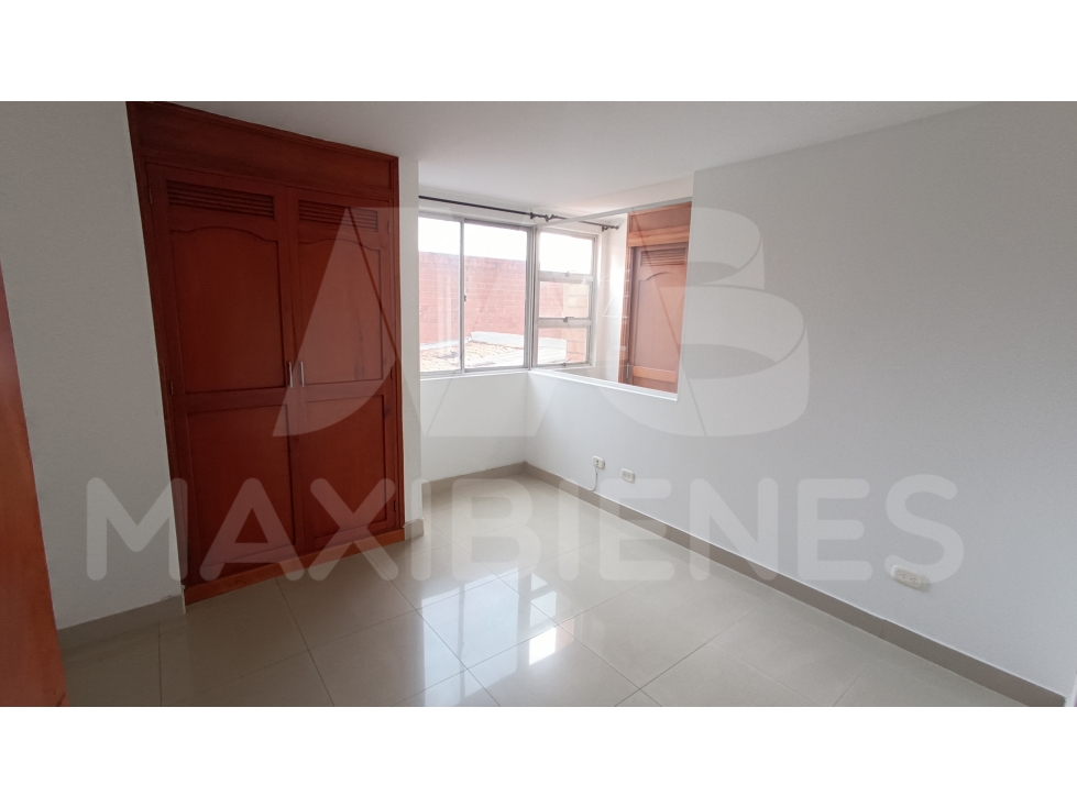 APARTAMENTO EN ARRIENDO EN EL SECTOR DE VELODROMO — foto 4