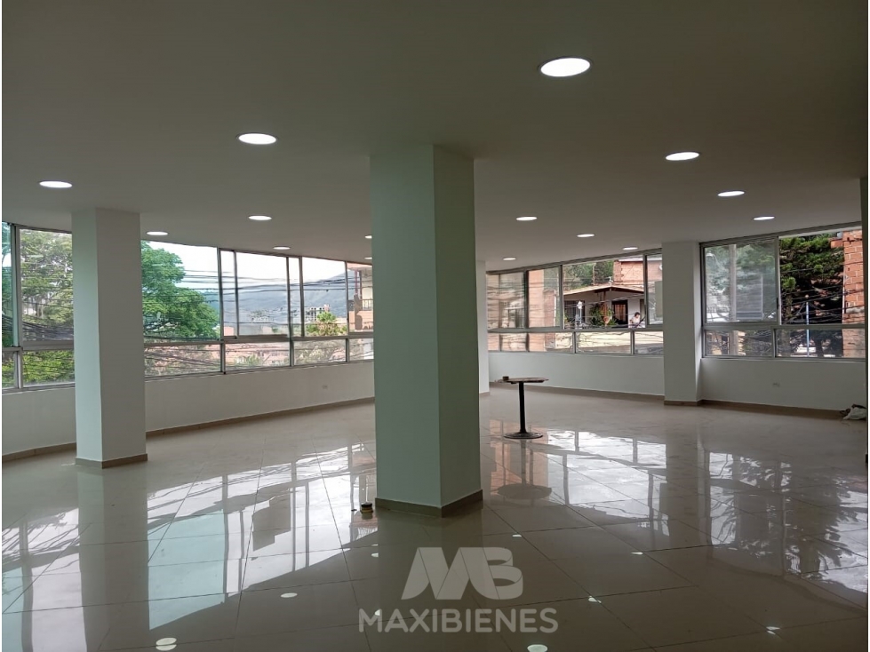 LOCAL PARA ARRIENDO UBICADO EN COPACABANA - 1