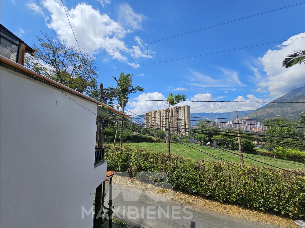 APARTAMENTO PARA ARRIENDO UBICADO EN BELLO — foto 2