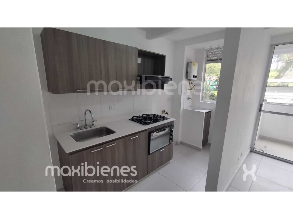 SE ARRIENDA APARTAMENTO EN SANTA ANA BELLO.