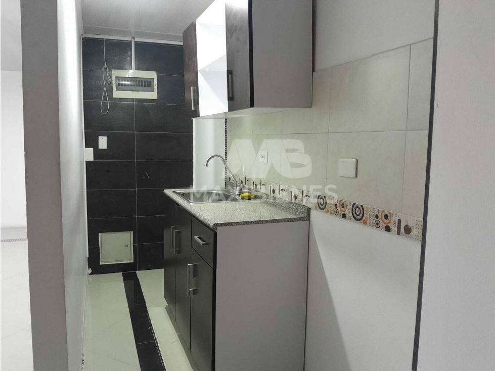 OFICINA EN ARRIENDO SECTOR LAURELES - 6