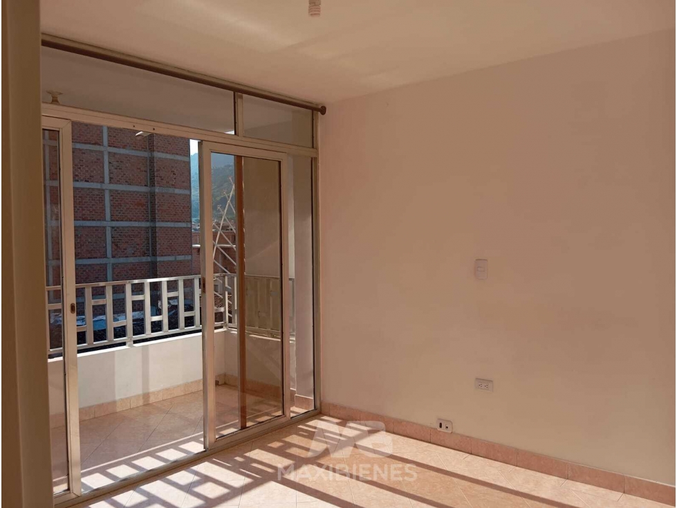 APARTAMENTO PARA ARRIENDO UBICADO EN COPACABANA — foto 4