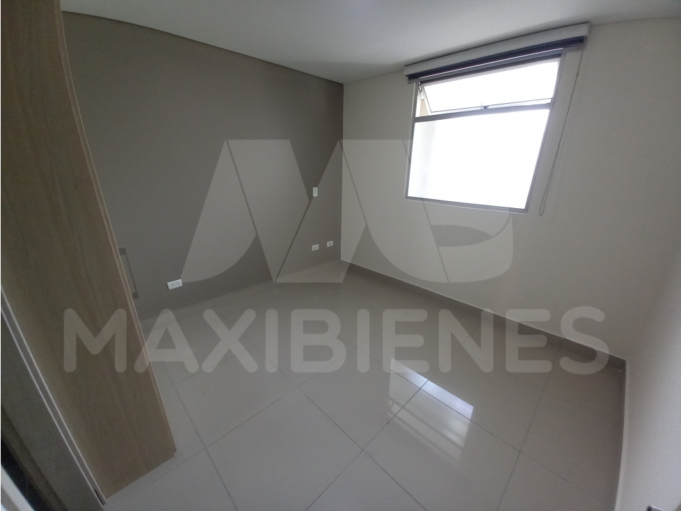 APARTAMENTO EN ARRIENDO EN EL SECTOR DE FLORESTA — foto 2