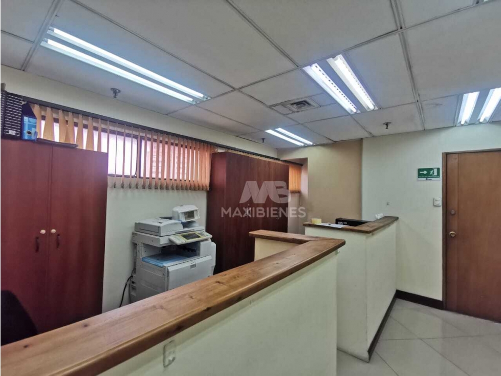 OFICINA EN VENTA CENTRO DE MEDELLIN