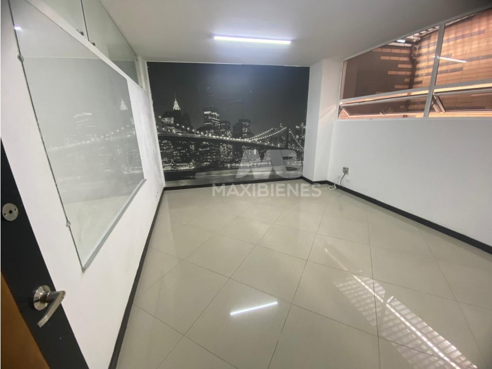 OFICINA EN ARRIENDO SECTOR LAURELES - 1