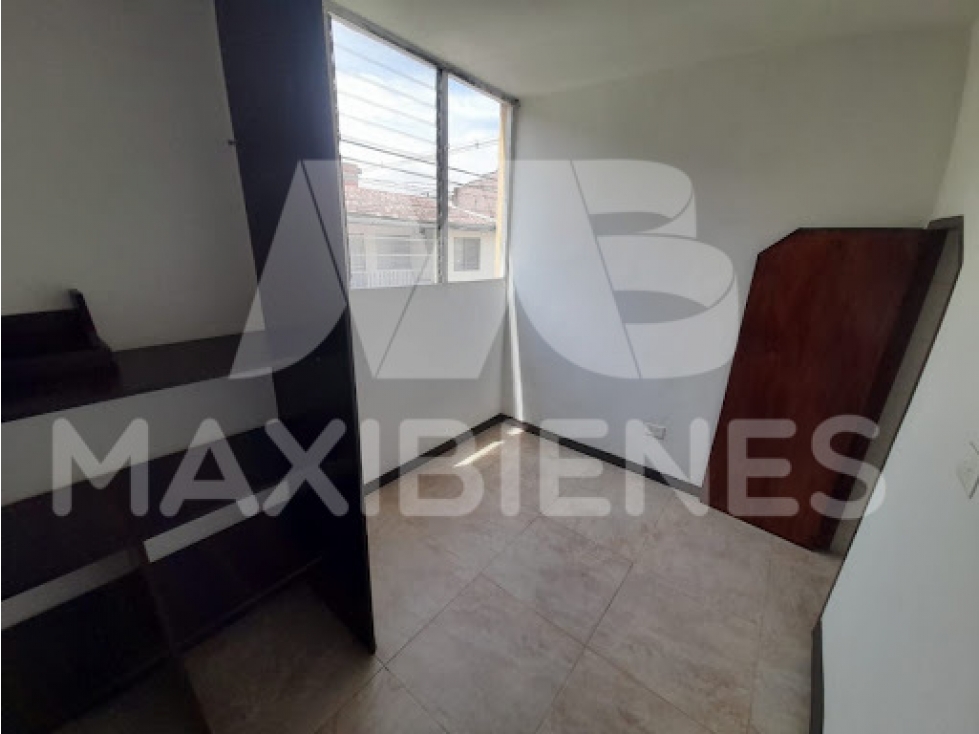 CASA EN ARRIENDO EN EL SECTOR DE SANTA LUCIA