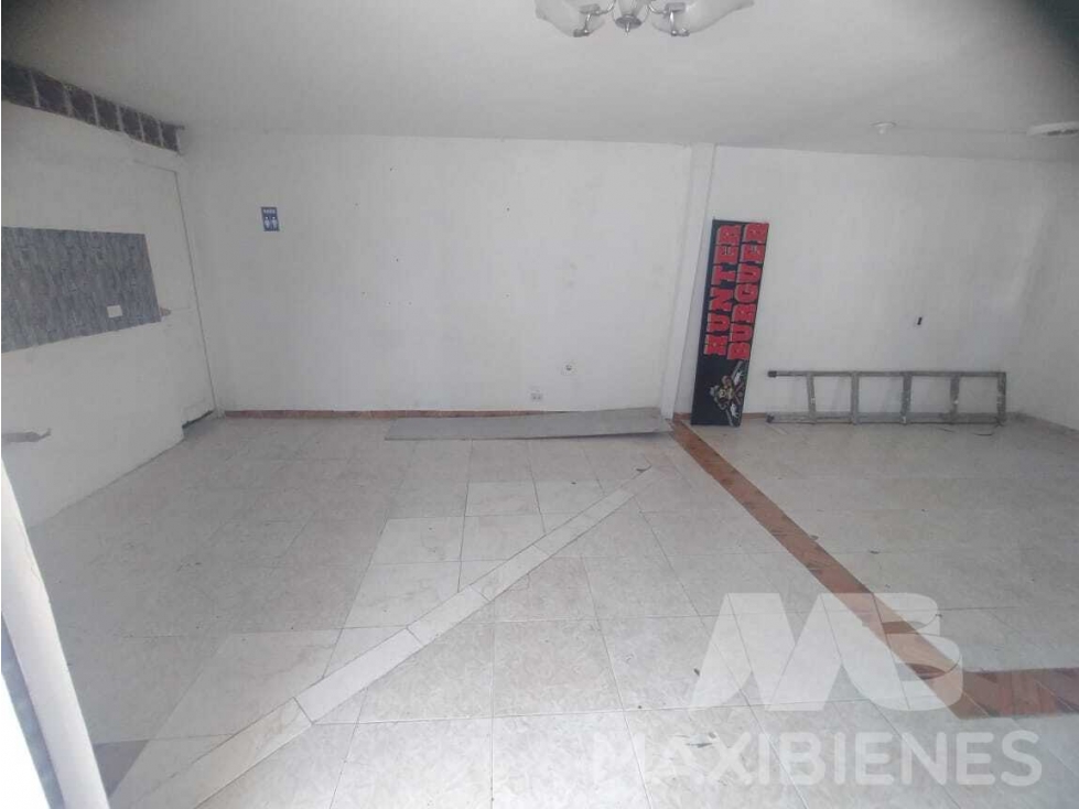LOCAL PARA ARRIENDO UBICADO EN BELLO - 4