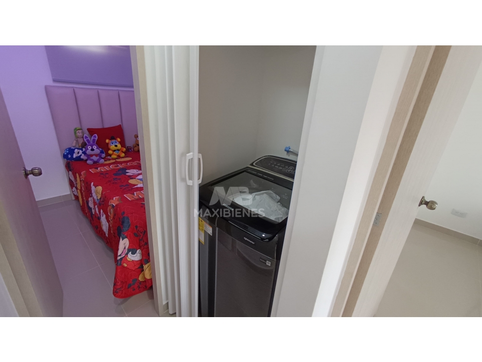 APARTAMENTO EN VENTA SECTOR SANTA LUCÍA — foto 2