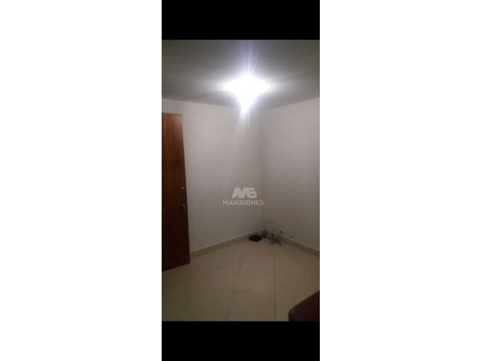 APARTAMENTO EN VENTA SECTOR CRISTOBAL — foto 2