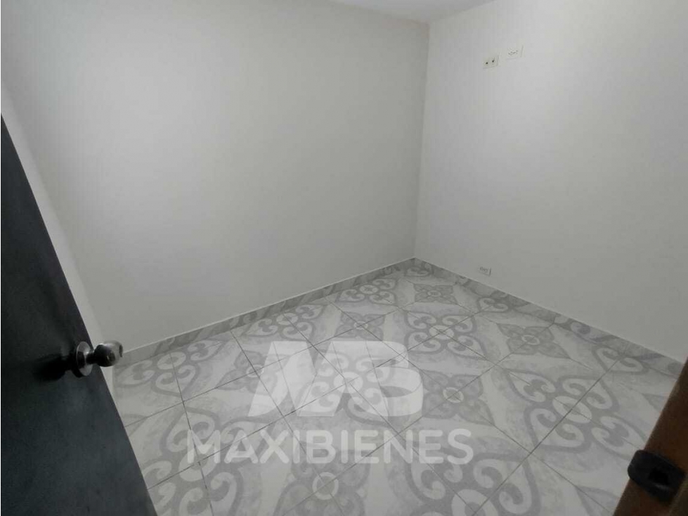 APARTAMENTO PARA ARRIENDO UBICADO EN BELLO — foto 2