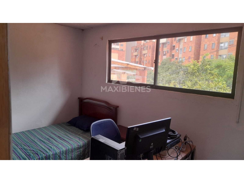 CASA EN VENTA SECTOR ROBLEDO PAJARITO — foto 2
