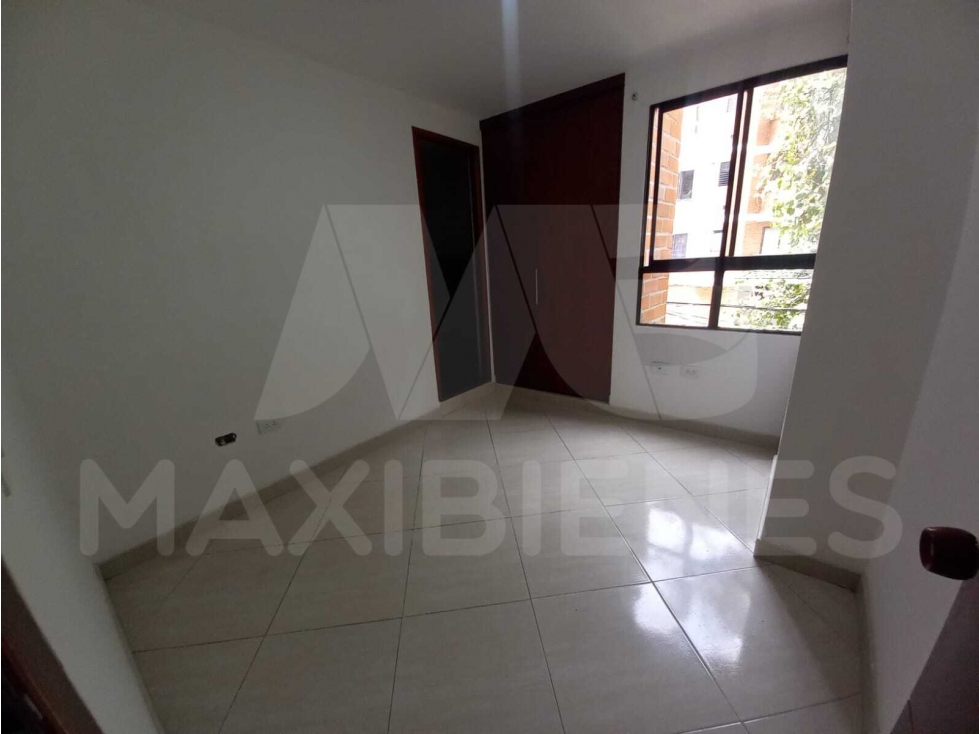 APARTAMENTO EN ARRIENDO EN EL SECTOR DE LA AMERICA — foto 2