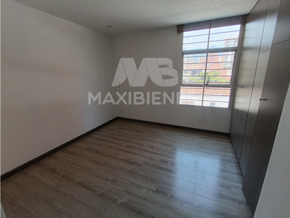 APARTAMENTO EN ARRIENDO SECTOR LAURELES, MEDELLIN. — foto 2