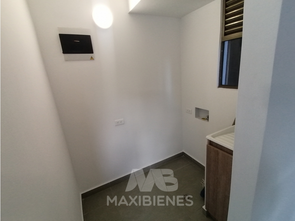 APARTAMENTO PARA ARRIENDO UBICADO EN BELLO — foto 3