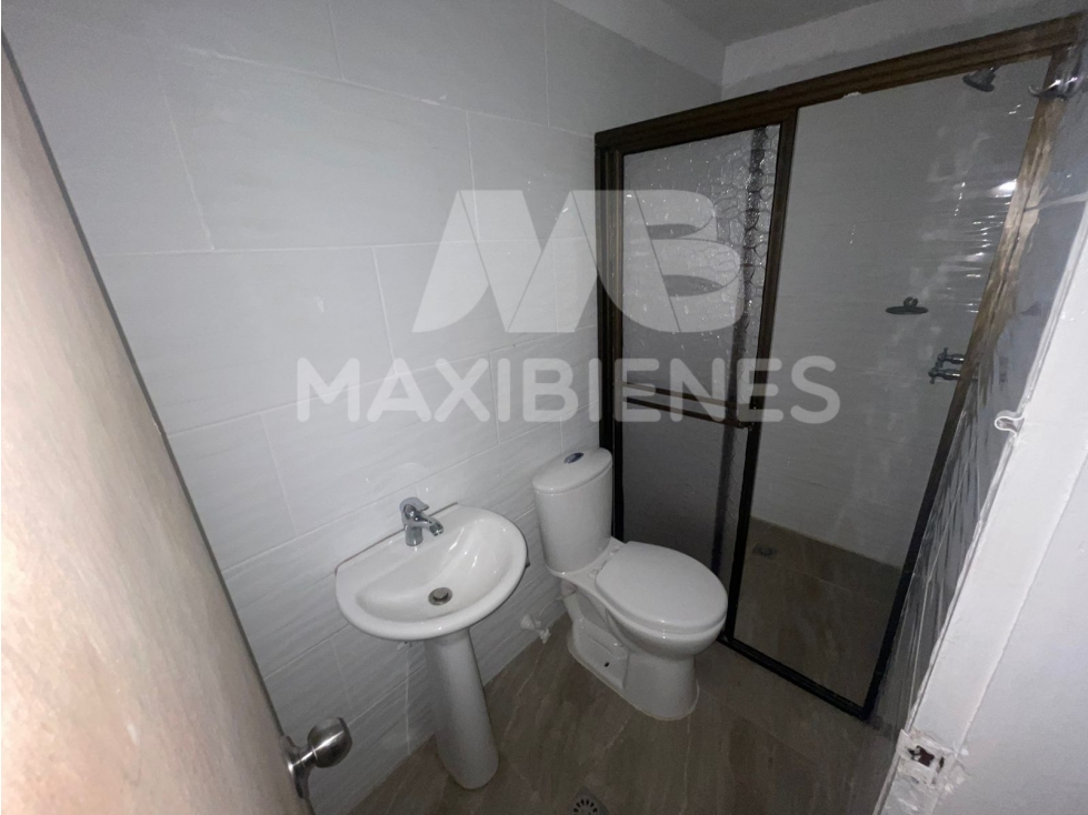 APARTAMENTO EN ARRIENDO SECTOR SANTA MONICA, MEDELLIN — foto 2