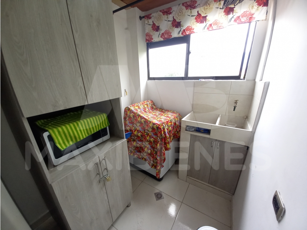 APARTAESTUDIO EN ARRIENDO EN EL SECTOR DE LA FLORESTA — foto 4