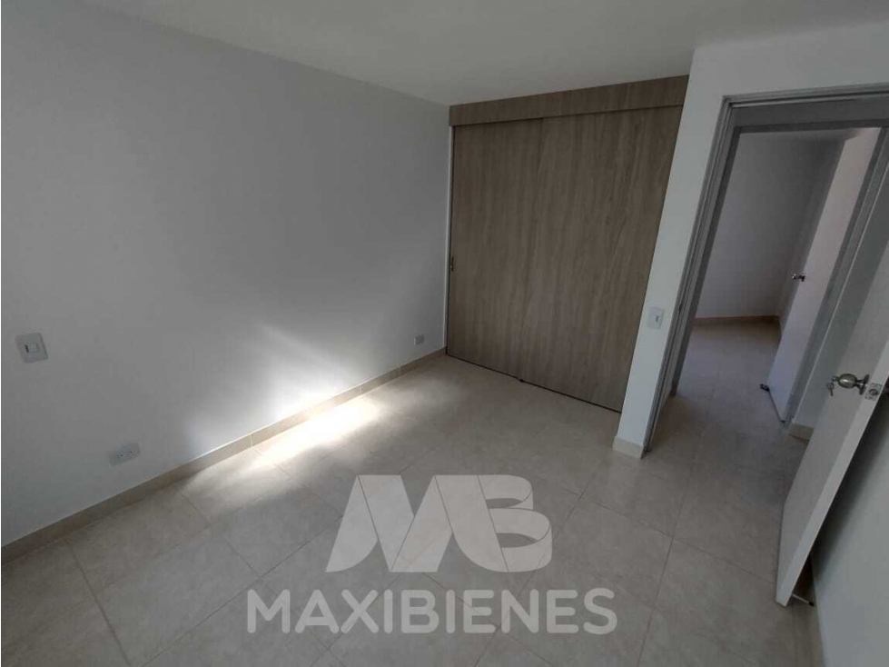 SE VENDE APARTAMENTO EN CASTILLA — foto 6