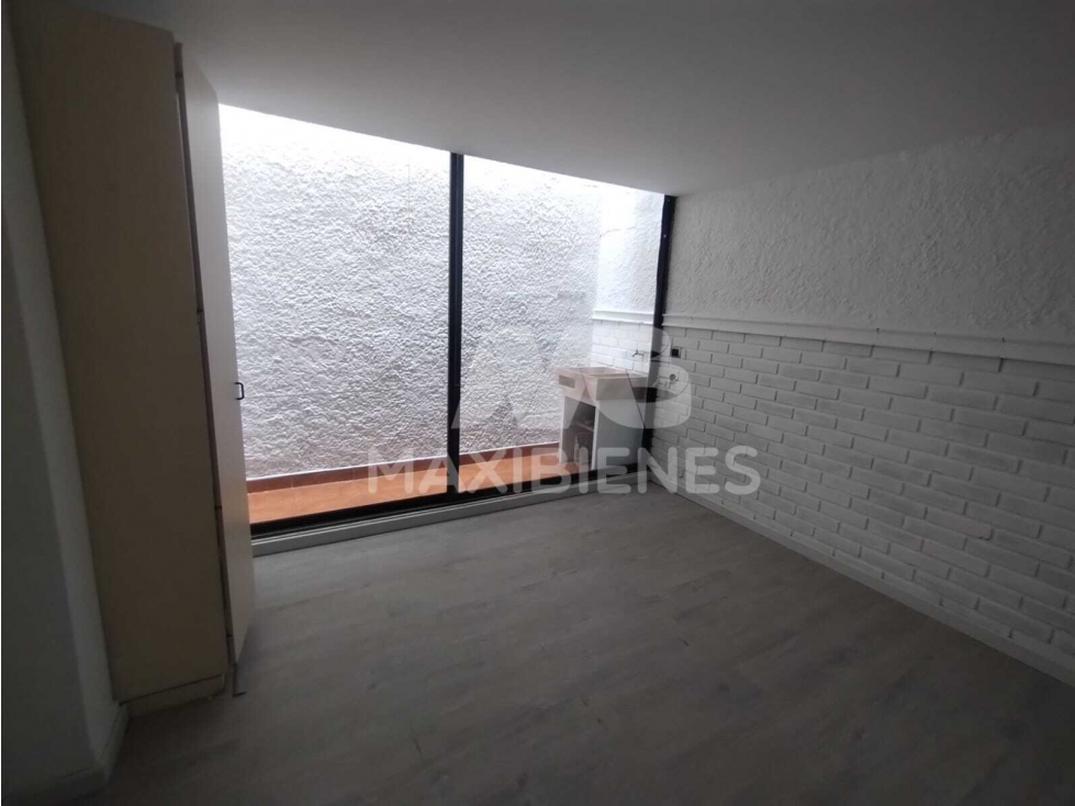 APARTAESTUDIO EN ARRIENDO SECTOR SANTA MONICA — foto 2