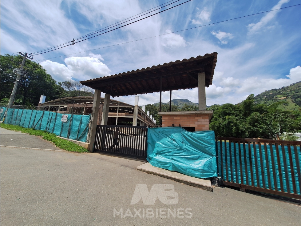 BODEGA PARA ARRIENDO UBICADA EN GIRARDOTA - 2