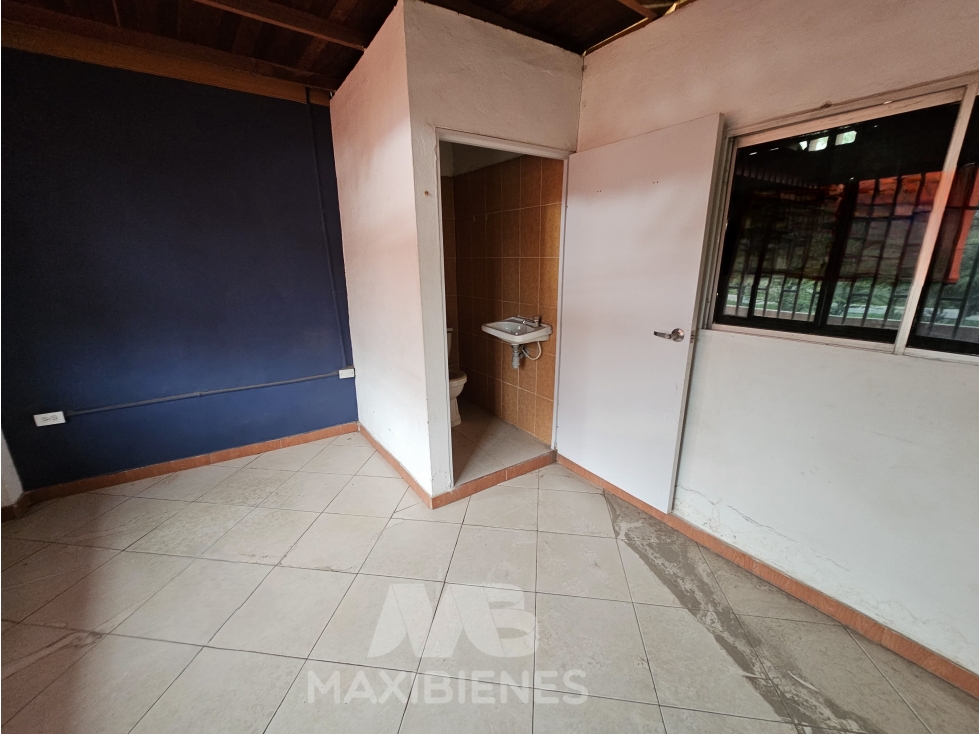 BODEGA PARA ARRIENDO UBICADO EN BELLO - 3