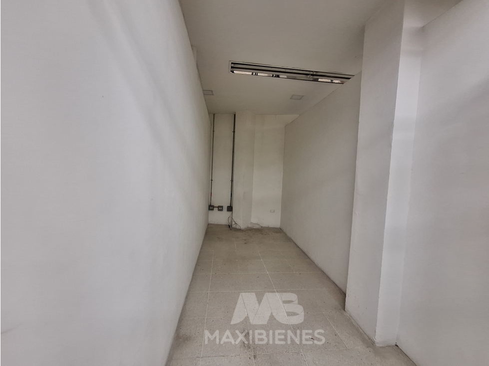 LOCAL PARA ARRIENDO UBICADO EN COPACABANA - 2
