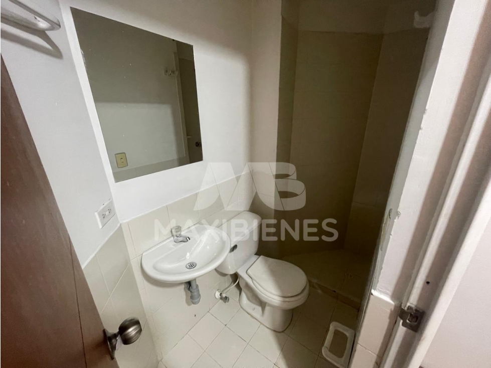 APARTAMENTO EN ARRIENDO SECTOR LAURELES — foto 2