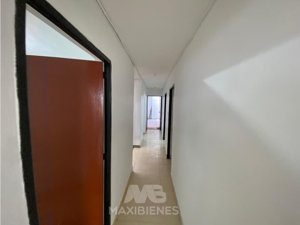 CASA PARA ARRIENDO UBICADO EN COPACABANA - 4