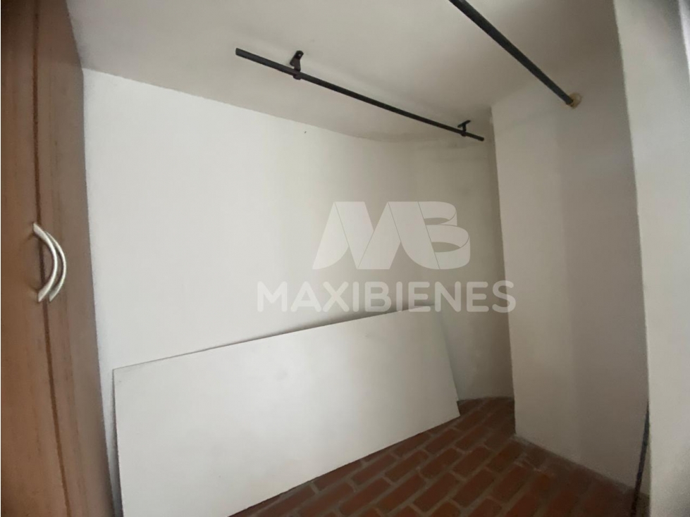 APARTAESTUDIO EN ARRIENDO SECTOR LAURELES — foto 2