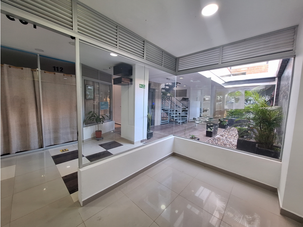 LOCAL PARA ARRIENDO UBICADO EN COPACABANA - 1