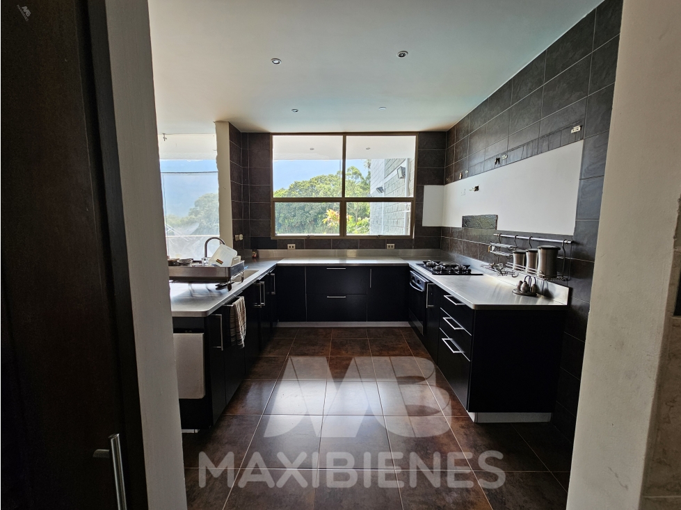 CADA FINCA PARA ARRIENDO UBICADO EN GIRARDOTA — foto 2