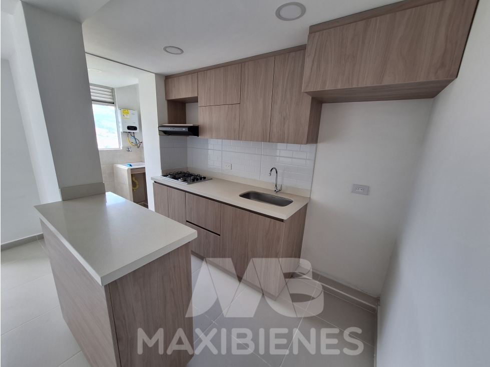 APARTAMENTO PARA ARRIENDO UBICADO EN BELLO — foto 2