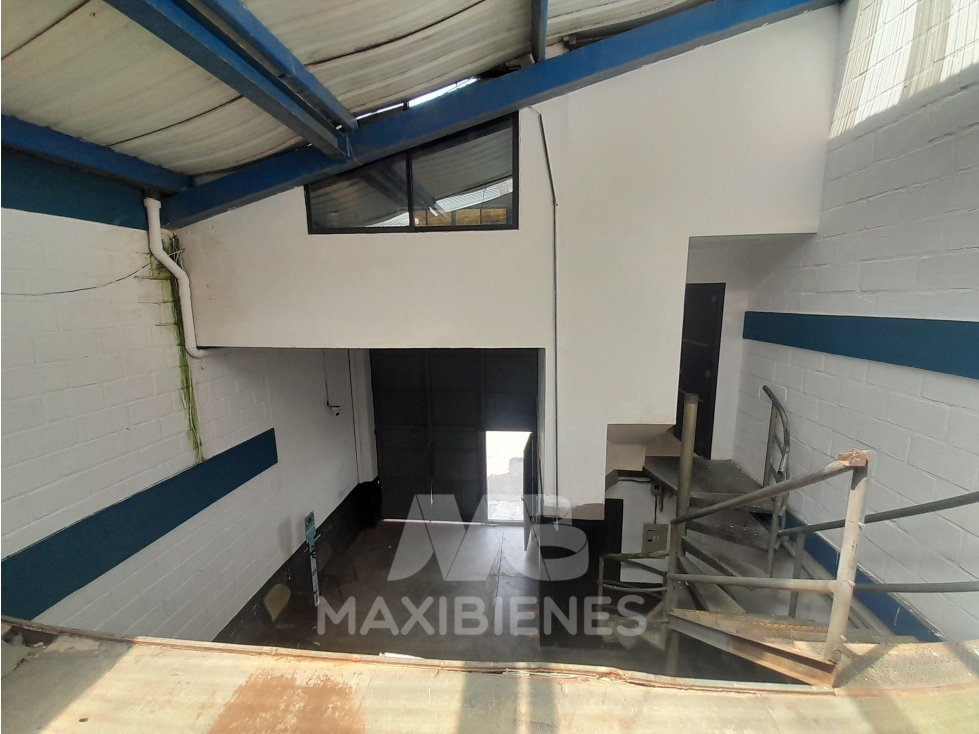 BODEGA PARA ARRIENDO UBICADA EN BARBOSA - 3