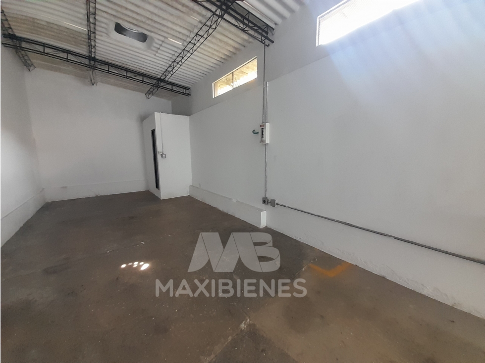 BODEGA PARA ARRIENDO UBICADA EN BARBOSA - 2