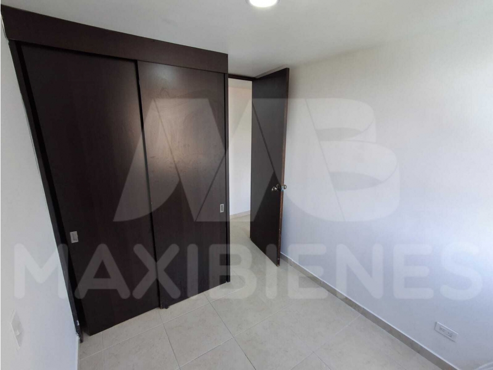APARTAMENTO EN ARRIENDO EN EL SECTOR DE CALASANZ — foto 2