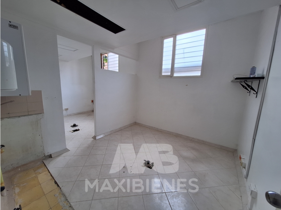 LOCAL PARA ARRIENDO UBICADO EN BARBOSA - 2
