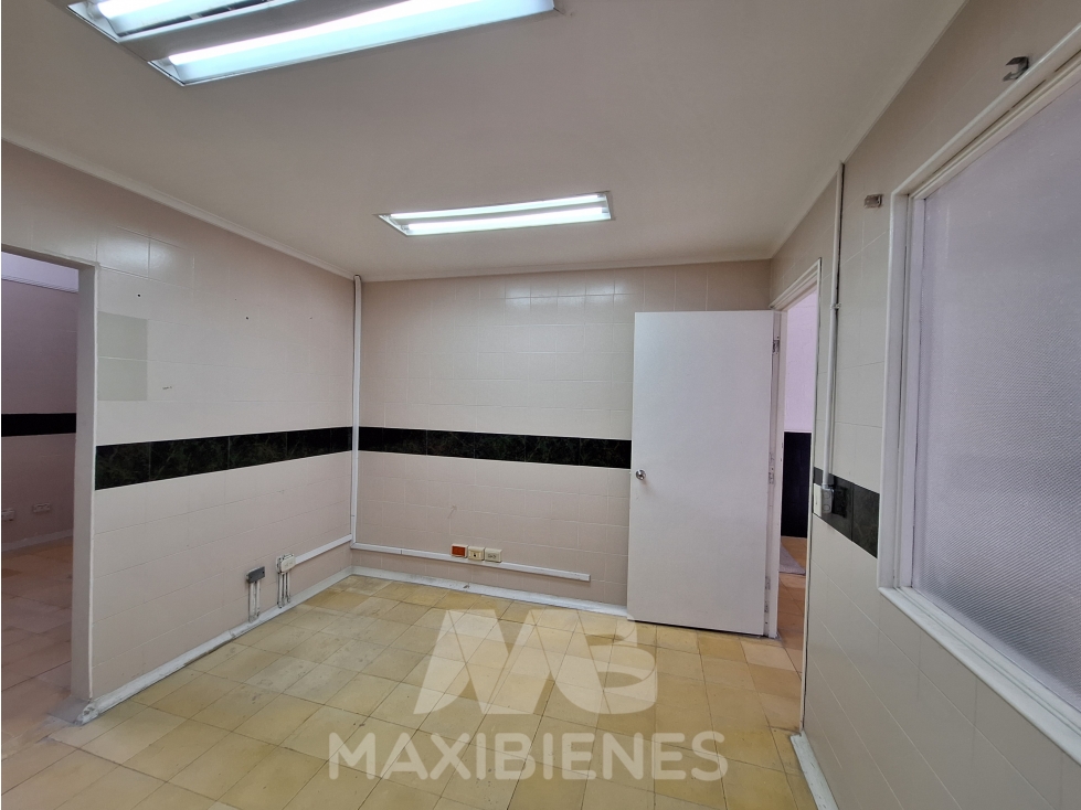 LOCAL PARA ARRIENDO UBICADO EN BARBOSA - 2