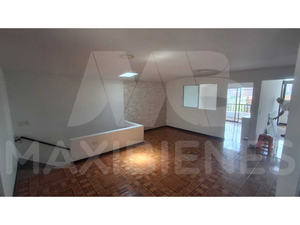 CASA EN ARRIENDO EN EL SECTOR DE SANTA LUCIA — foto 2