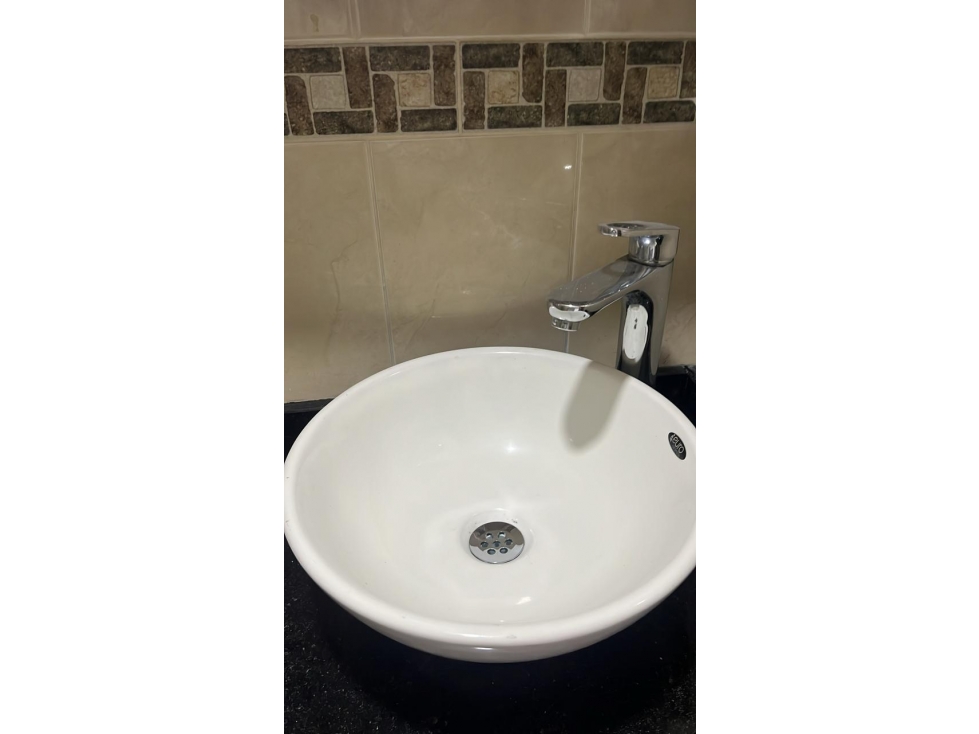 APARTAMENTO EN VENTA SECTOR CALAZANS — foto 2
