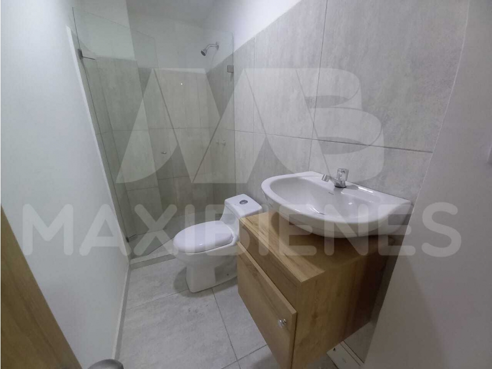 APARTAESTUDIO EN ARRIENDO EN EL SECTOR DE SAN JAVIER — foto 2