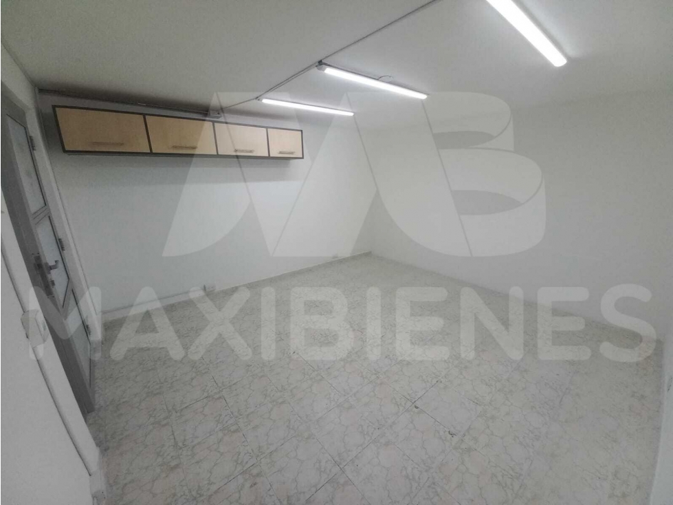 OFICINA EN ARRIENDO EN EL SECTOR DE SURAMERICANA — foto 2