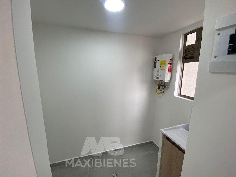 APARTAMENTO PARA ARRIENDO UBICADO EN BELLO — foto 3