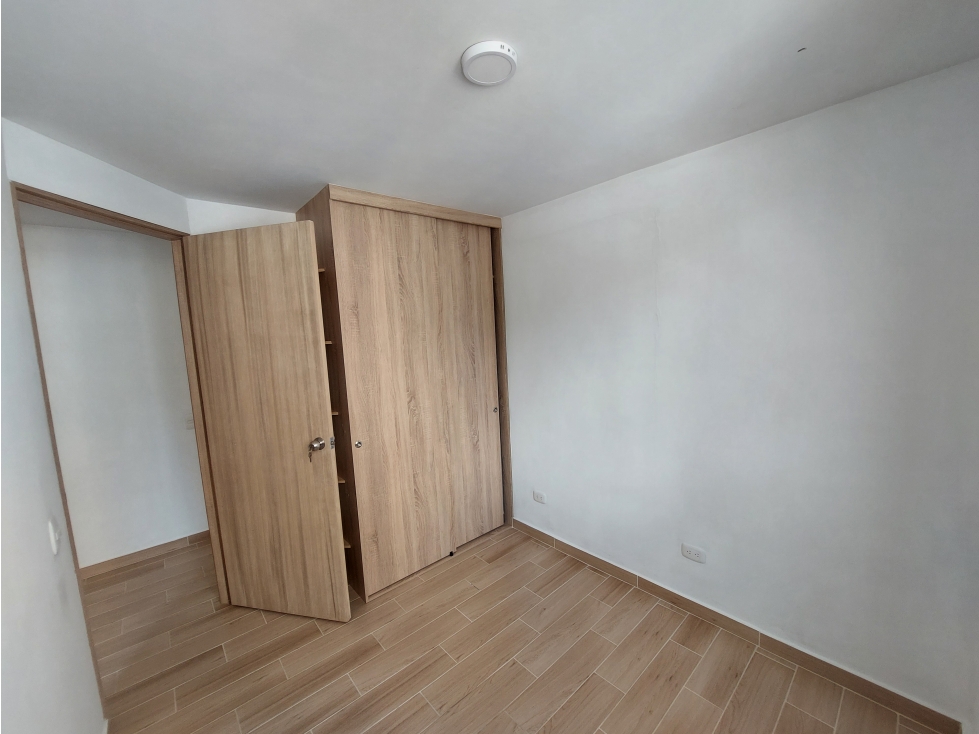 APARTAMENTO EN ARRRIENDO UBICADO EN COPACABANA — foto 5