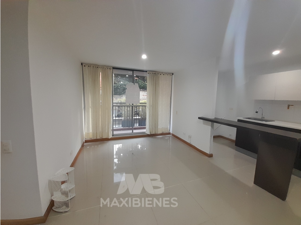 APARTAMENTO PARA ARRIENDO UBICADO EN BELLO — foto 2