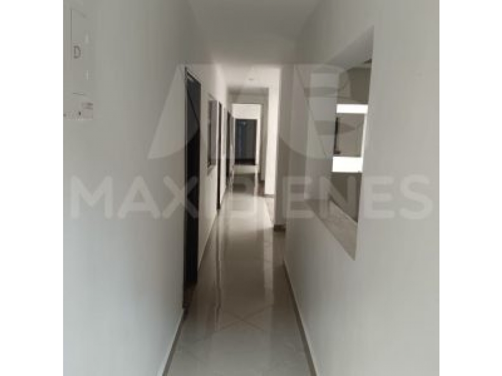 CASA EN ARRIENDO EN EL SECTOR DE SANTA LUCIA — foto 2