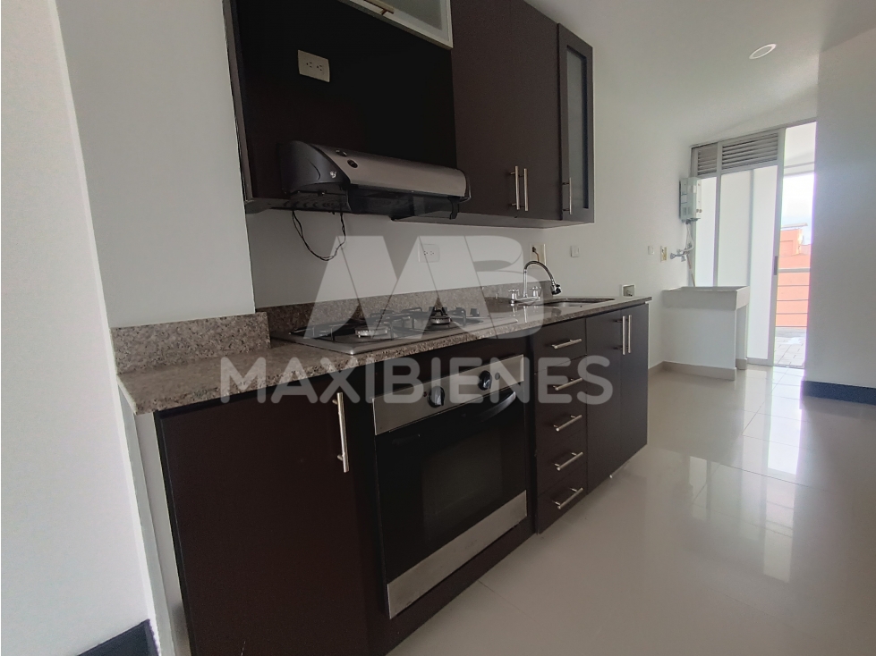 APARTAMENTO EN ARRIENDO SECTOR LAURELES — foto 2