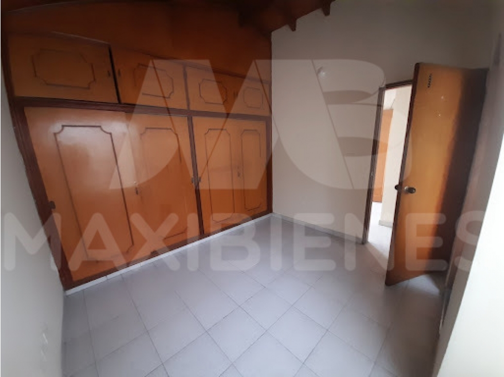 APARTAMENTO EN ARRIENDO EN EL SECTOR DE SAN JAVIER — foto 2